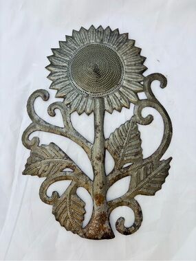 Sunflower Metal Wall Art - Rustic Silver-Tone